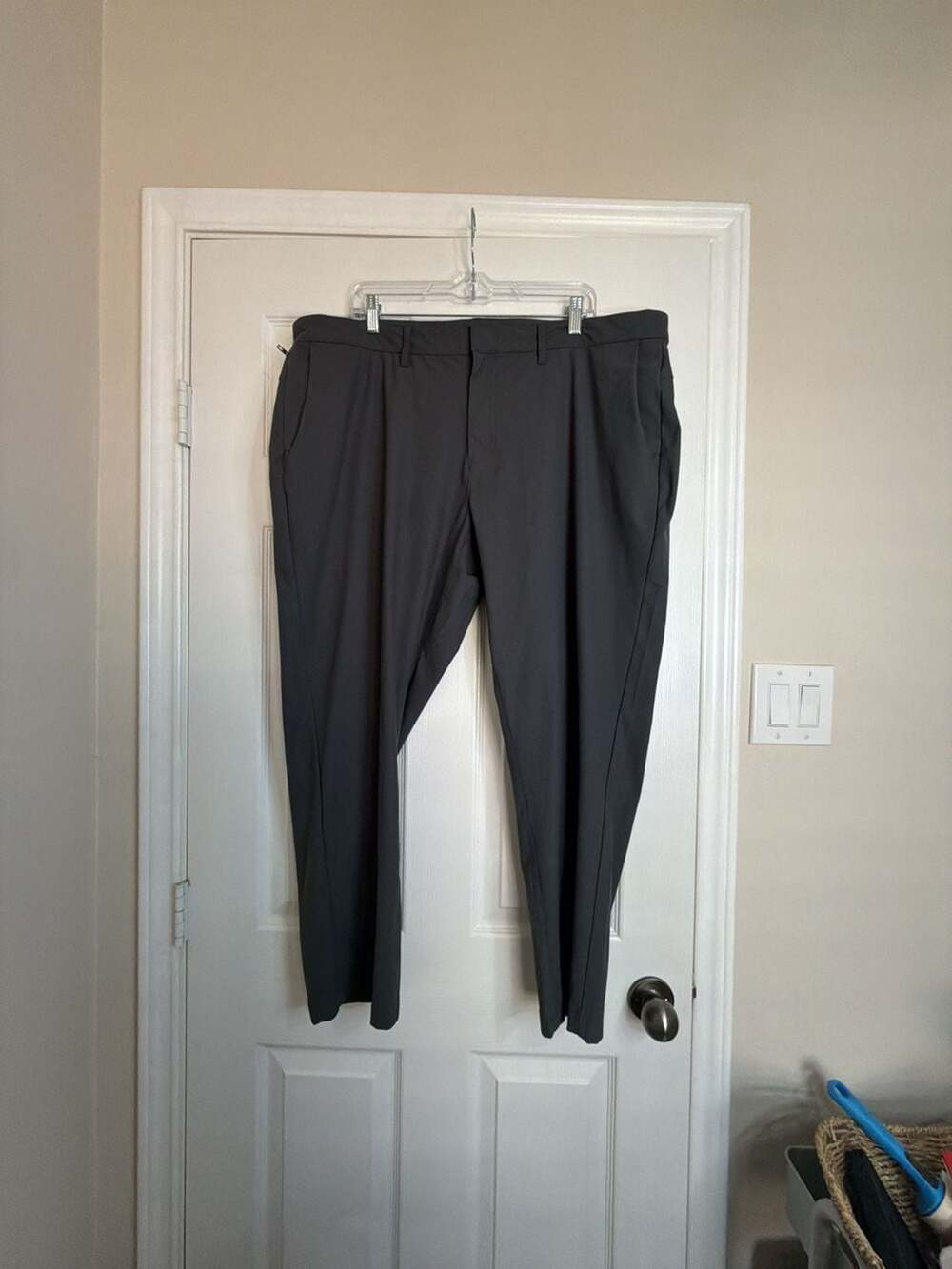 Fabletics Men's Charcoal Gray Dress Pants